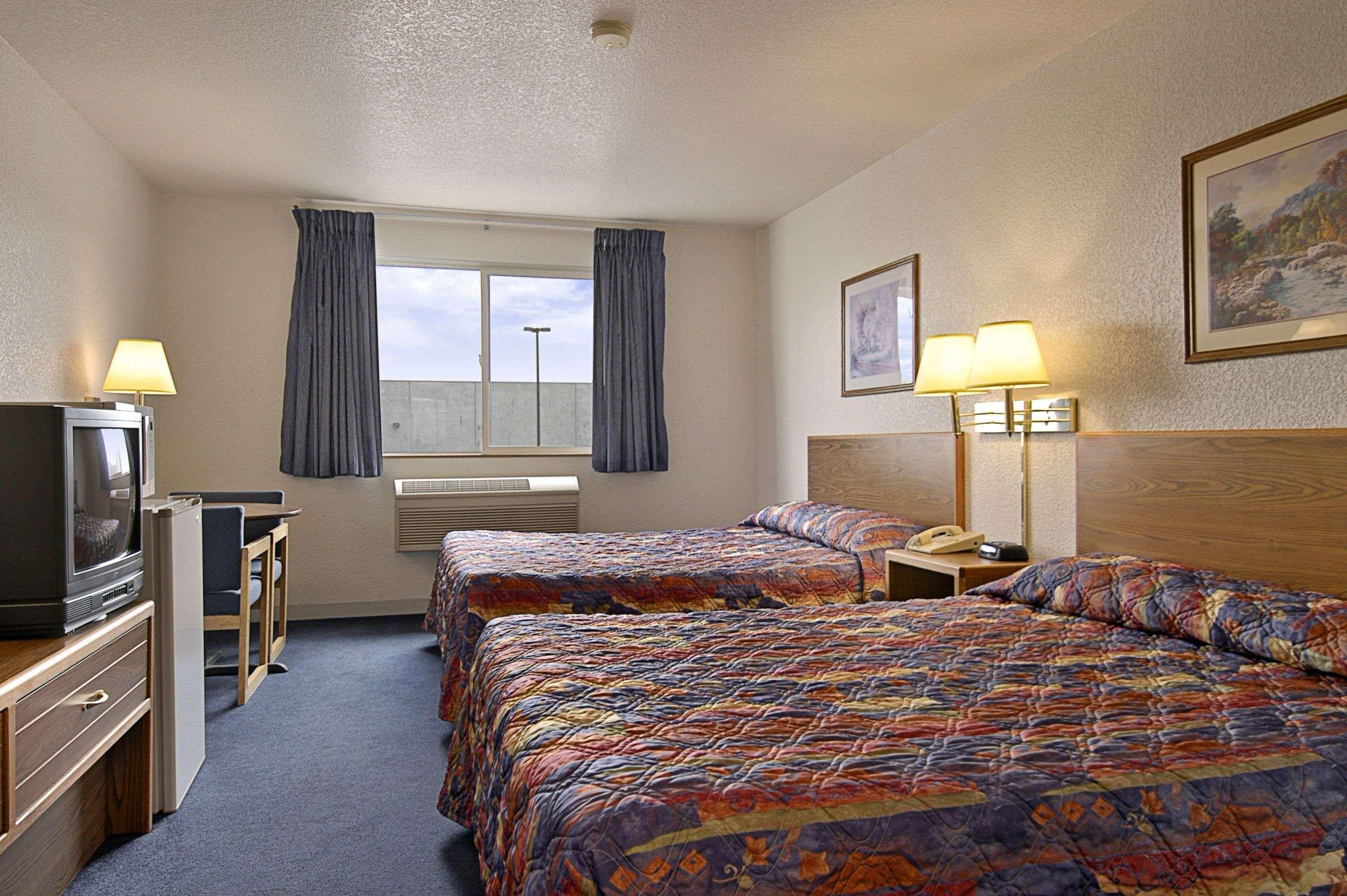 Super 8 By Wyndham The Dalles Or Exterior photo