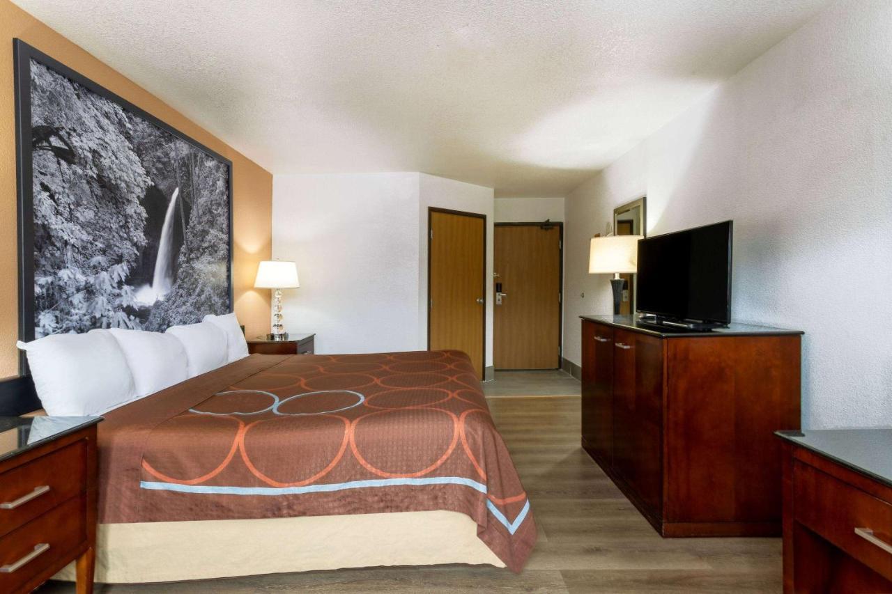 Super 8 By Wyndham The Dalles Or Exterior photo