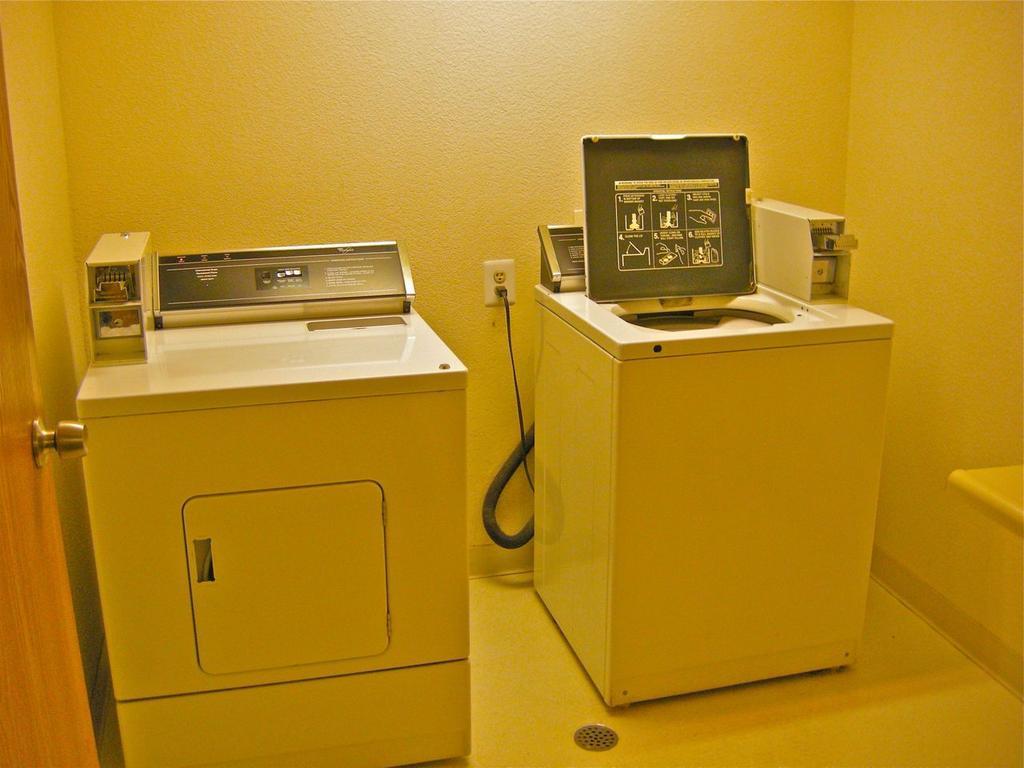 Super 8 By Wyndham The Dalles Or Exterior photo