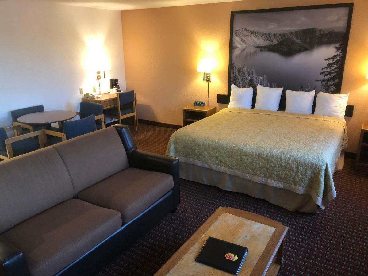 Super 8 By Wyndham The Dalles Or Exterior photo